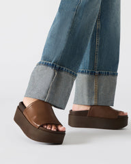 ARWEN BROWN LEATHER